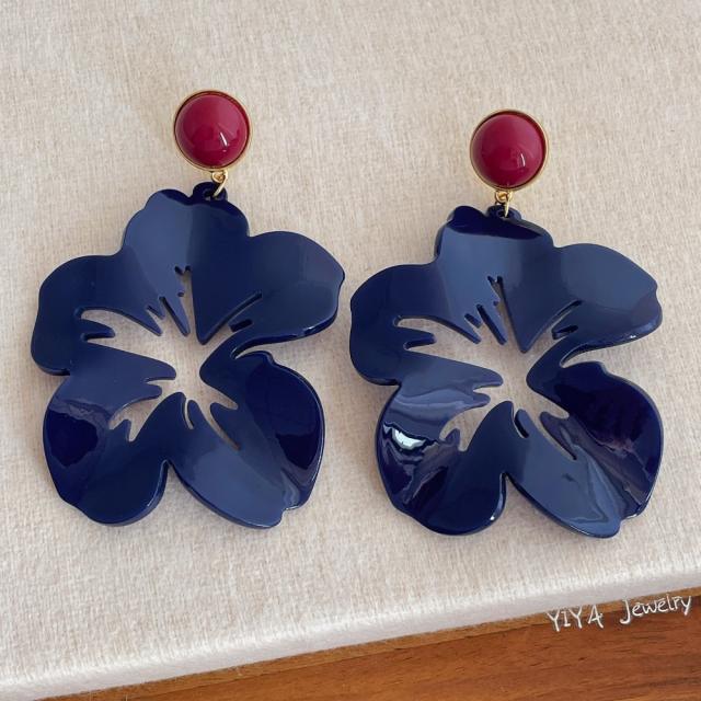 French Retro Contrasting Color Acrylic Flower Exaggerated Earrings for Women