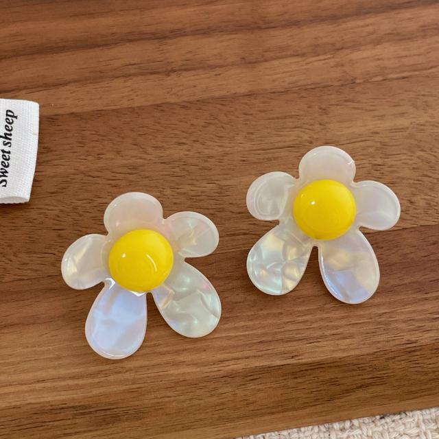 Summer Fresh and Colorful Acrylic Five-Petal Flower Earrings