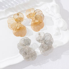 Hollow out Flower petal Earrings Fashionable Party Earrings