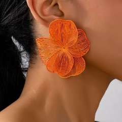 Exaggerated Elegant Earrings for Women Luxury Floral Hollow-Out Stud Earrings·Jewelry