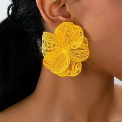 Exaggerated Elegant Earrings for Women Luxury Floral Hollow-Out Stud Earrings·Jewelry