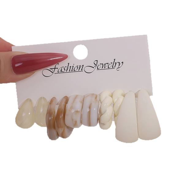 New Fashion Jewelry Stylish Unique Multi-Color Resin C Earring Set for Women