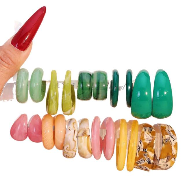 Two-Tone Resin Material C-Shaped Exaggerated Non-Contrasting Earring Set