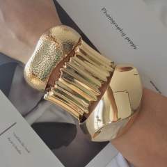 Ins-Style Metal Wide Alloy Irregular Hammered Texture Spring Open Bracelet