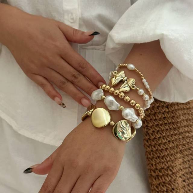 Baroque Imitation Pearl Beaded Bracelet Pearl Bow Asymmetrical Round Beaded Bracelet Set