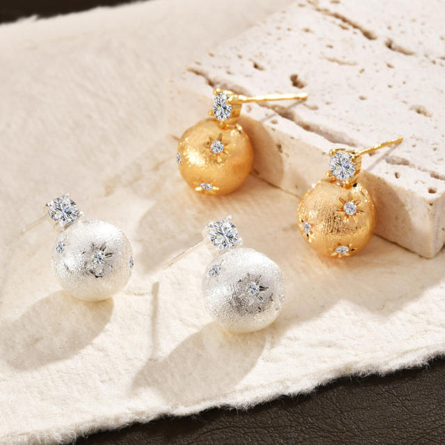 Retro Brushed Six-Pointed Star Earrings French Vintage Small Gold Ball Earrings