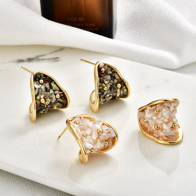 Vintage-Style Fashion Earrings with Elegant Abalone Shell White Mother-Of-Pearl
