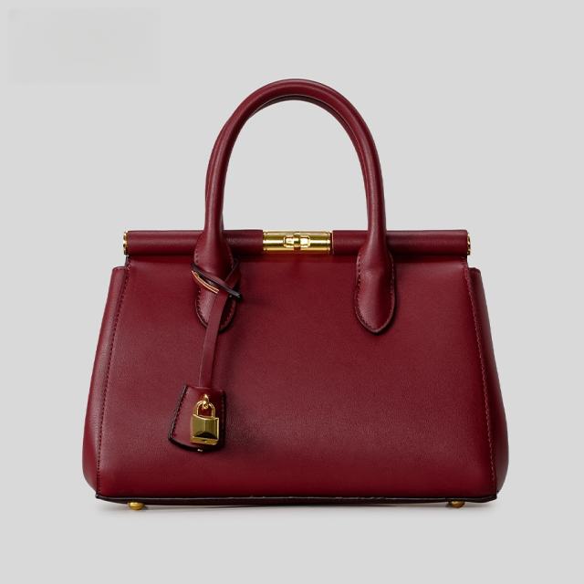 Light Luxury Briefcase Large Capacity Tote Bag for Women Metal Handbag