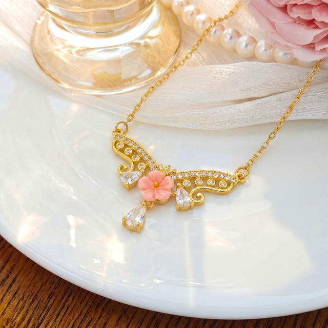 Hollow Heart-Shaped Copper Gold-Plated Necklace Micro-Inlaid Zircon flower stainless Steel Necklace for Women