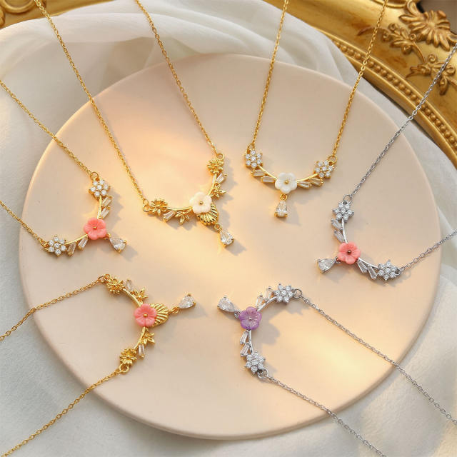 Popular Copper Micro-Inlaid Zircon Flower stainless steel chain necklace