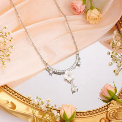 Popular Copper Micro-Inlaid Zircon Flower stainless steel chain necklace