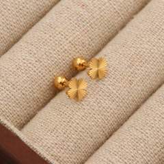 Four-leaf flower