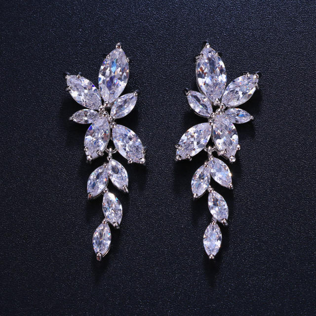 Hot-Selling Elegant Lady Long Super Shiny Olive Branch Leaf Zircon Diamond Earrings