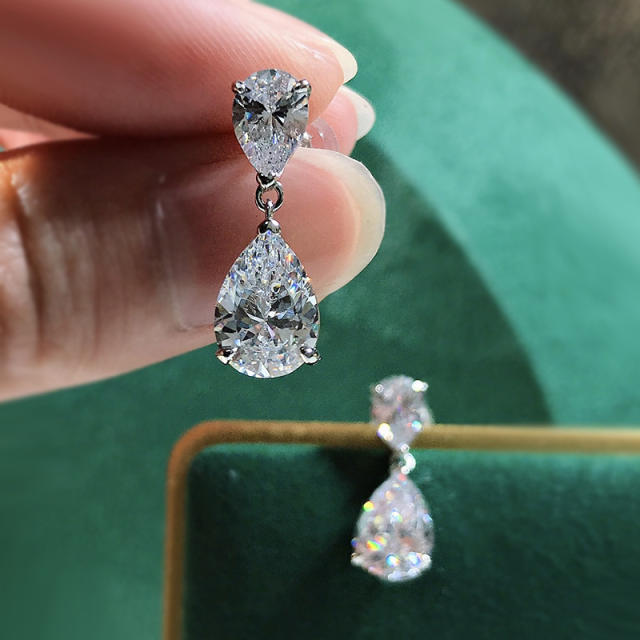 Water Drop Zircon Design Simple Elegant Copper Plated 18K Gold Earrings diamond earrings