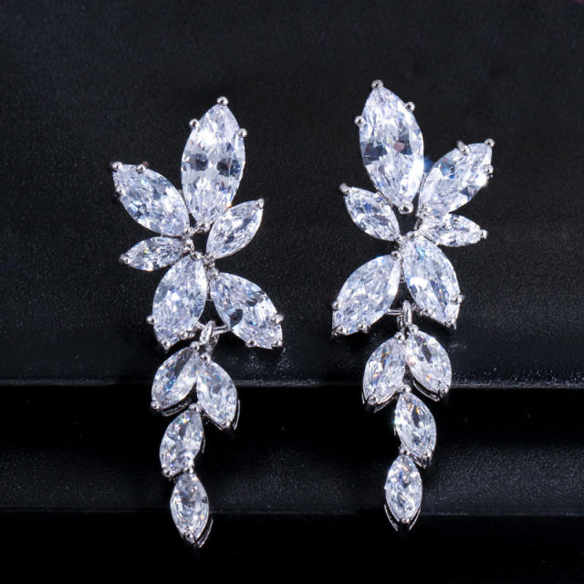 Hot-Selling Elegant Lady Long Super Shiny Olive Branch Leaf Zircon Diamond Earrings