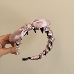 Elegant diamond bunny ear zig zag headband for women