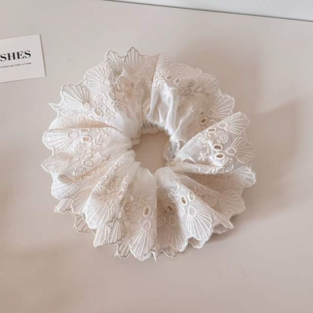 Gentle Floral Lace White Scrunchie for Women large size double layer scrunchies
