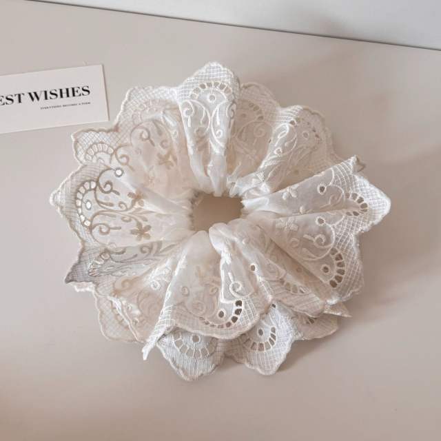 Gentle Floral Lace White Scrunchie for Women large size double layer scrunchies