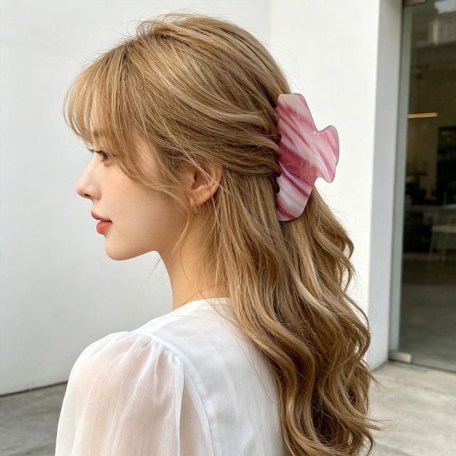Korean fashion elegant striped pattern hair claw clips for women