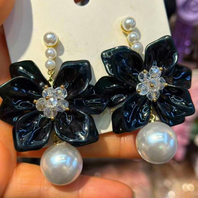 Hot-Selling Korean-Style Bridal Earrings for Weddings and Parties Exaggerated Floral Pearl drop Earrings