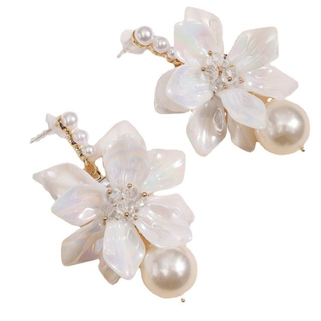 Hot-Selling Korean-Style Bridal Earrings for Weddings and Parties Exaggerated Floral Pearl drop Earrings