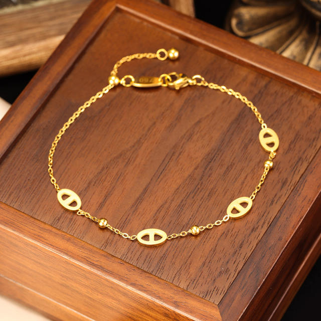 Non-Fading Jewelry Pull-Out Four-Leaf Clover Stainless Steel Bracelet for Women