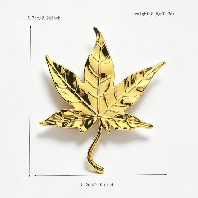 Light Luxury Maple Leaf Brooch for Women Fashionable stainless steel brooch