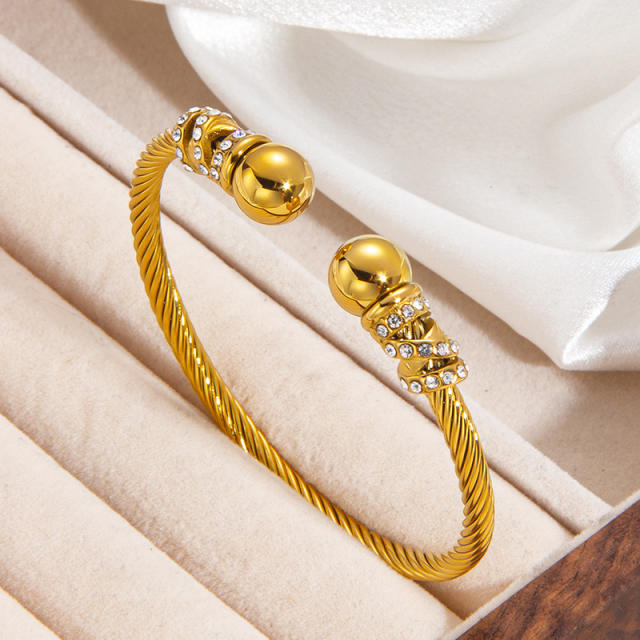 Retro Diamond-Encrusted Bracelet Pvd 18K stainless steel bangle bracelet