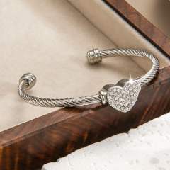 Heart-Shaped Diamond-Encrusted Bracelet Pvd 18K Wire Rope stainless steel bangle