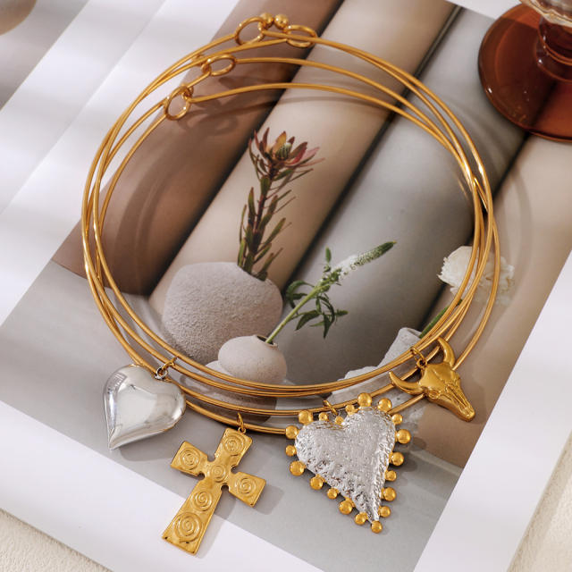 Personalized stainless Steel necklace choker Bull Head Cross Heart Pendant Choker Wholesale