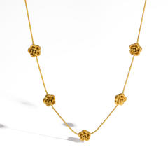18KG french trend stereo rose flower stainless steel necklace