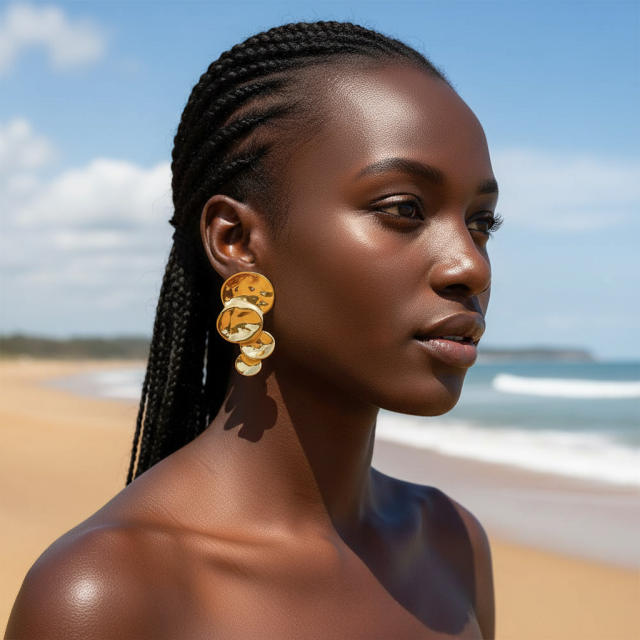 New Round Water Drop Earrings Exaggerated stainless steel earrings
