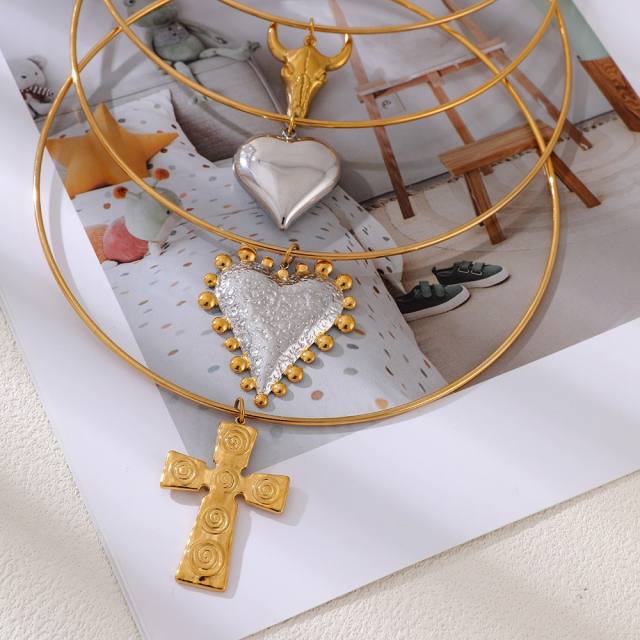 Personalized stainless Steel necklace choker Bull Head Cross Heart Pendant Choker Wholesale