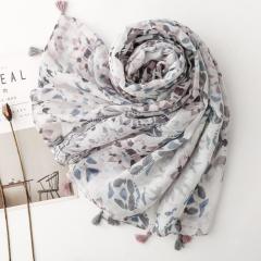Gradient Print Tassel Scarf for Women Artistic Floral Scarf for Travel and Vacation