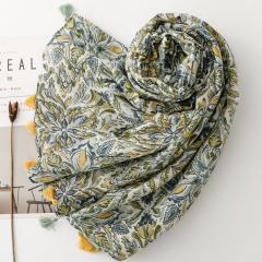 Green Five-Pointed Flower Tassel Printed Scarf
