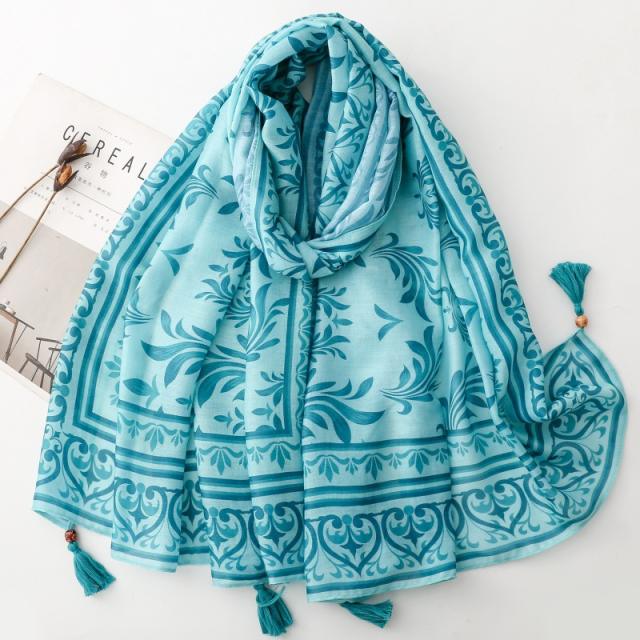 Retro Ethnic Style Floral Geometric Print Tassel Scarf with Wooden Beads