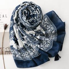 Retro Ethnic Style Floral Geometric Print Tassel Scarf with Wooden Beads