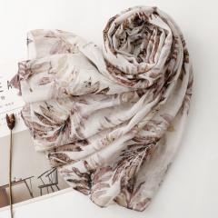 Autumn Gentle Sycamore-Colored Printed Tassel Scarf