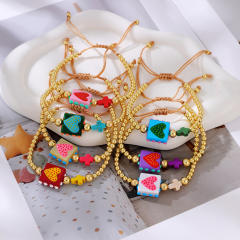 Popular contrast color heart block gold color beaded bracelet