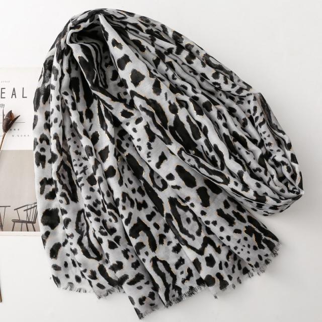 Classic black white leopard grain pattern women scarf