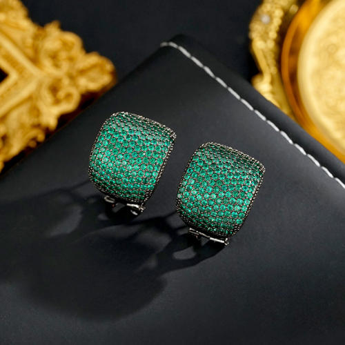 Medieval Versatile Elegant Green Zircon Earrings