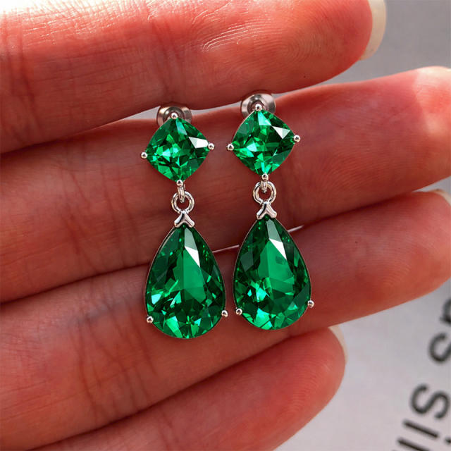 Simple classic emerald drop earrings