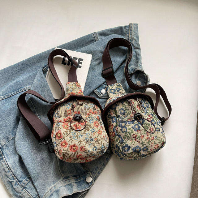 Popular Sweet Flower Women's Crossbody Bag National Style Flower Chest Bag for Women