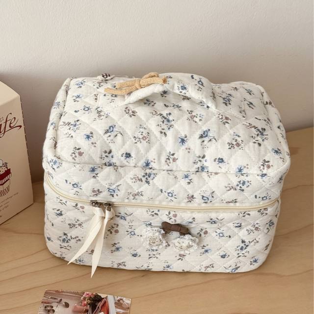 Ins-Style Fresh Floral Makeup Bag Three-Piece Set Quilted Fabric Handbag