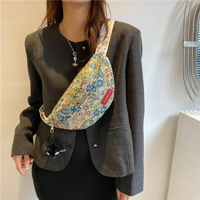 Small Women's Bag Fashion Autumn Retro Wide Strap Crossbody Bag Chest Bag Waist Bag