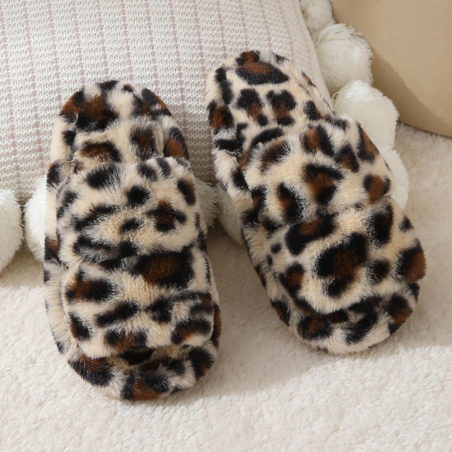 New Leopard Print Slippers Women's Flat Bottom Comfortable Plush Cotton Slippers for Home