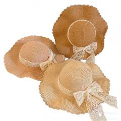 Summer Lace-Trimmed Wavy Straw Hat with Bow