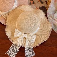 Summer Lace-Trimmed Wavy Straw Hat with Bow