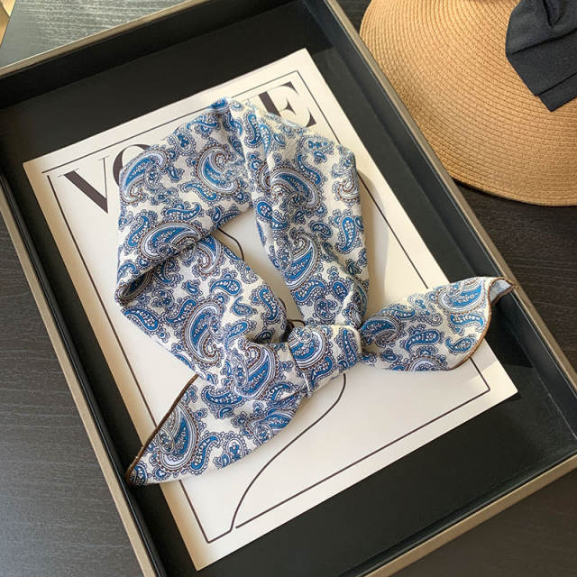 Korean Style Women's Floral Fresh Small Square Scarf