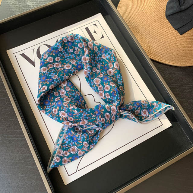 Korean Style Women's Floral Fresh Small Square Scarf